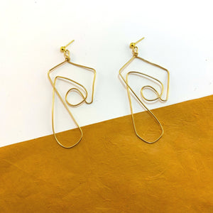 Open image in slideshow, Sema Earring - AIRI Jewelry &amp; Gallery -Earrings
