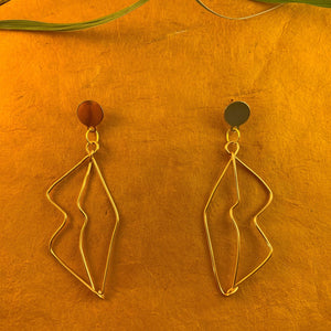 Open image in slideshow, Kiss Me Earring - AIRI Jewelry &amp; Gallery -Earrings
